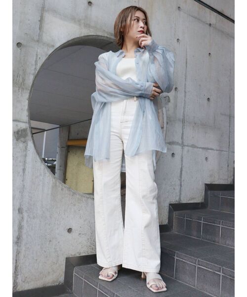 MURUA（ムルーア）の「MIXパターンストレートパンツ【セットアップ着用可能】（デニムパンツ・レディース・アイボリー/グレー・1/2）」の17枚目の写真