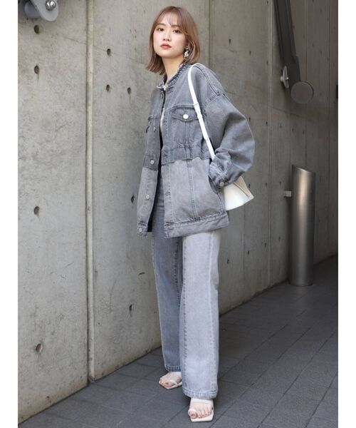 MURUA（ムルーア）の「MIXパターンストレートパンツ【セットアップ着用可能】（デニムパンツ・レディース・アイボリー/グレー・1/2）」の8枚目の写真