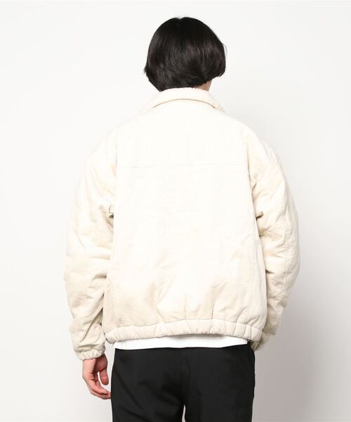 JOHN'S CLOSET(ジョンズクローゼット)の「【i】8Wコーデュロイ裏ボアジップブルゾン(ブルゾン・メンズ・キナリ/サックスブルー/ブラック/グレイッシュベージュ・MEDIUM/X-LARGE/LARGE)」の18枚目の写真