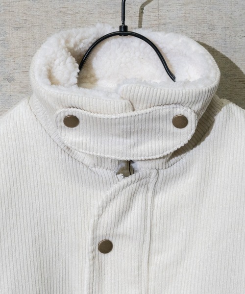 JOHN'S CLOSET(ジョンズクローゼット)の「【i】8Wコーデュロイ裏ボアジップブルゾン(ブルゾン・メンズ・キナリ/サックスブルー/ブラック/グレイッシュベージュ・MEDIUM/X-LARGE/LARGE)」の9枚目の写真