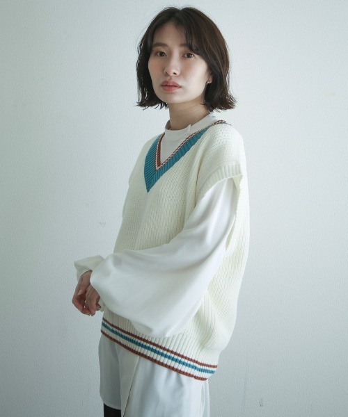 spoon store(スプーンストア)の「チルデンニットベスト(ベスト・レディース・グリーン/アイボリー・フリー)」の4枚目の写真