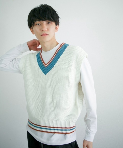 spoon store(スプーンストア)の「チルデンニットベスト(ベスト・レディース・グリーン/アイボリー・フリー)」の12枚目の写真