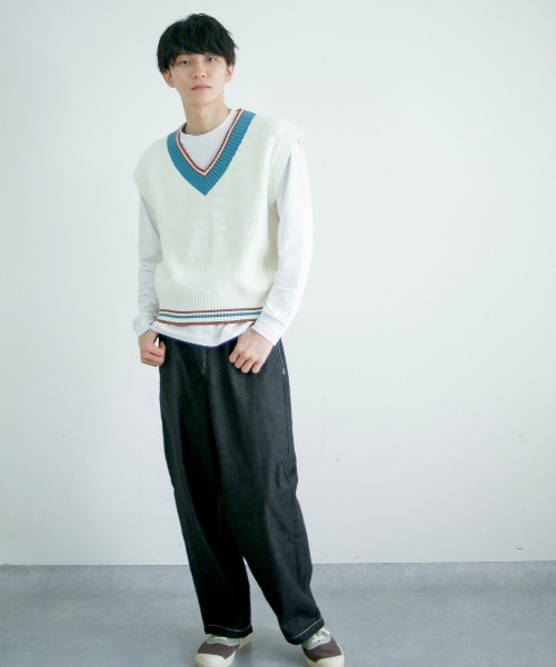 spoon store(スプーンストア)の「チルデンニットベスト(ベスト・レディース・グリーン/アイボリー・フリー)」の14枚目の写真