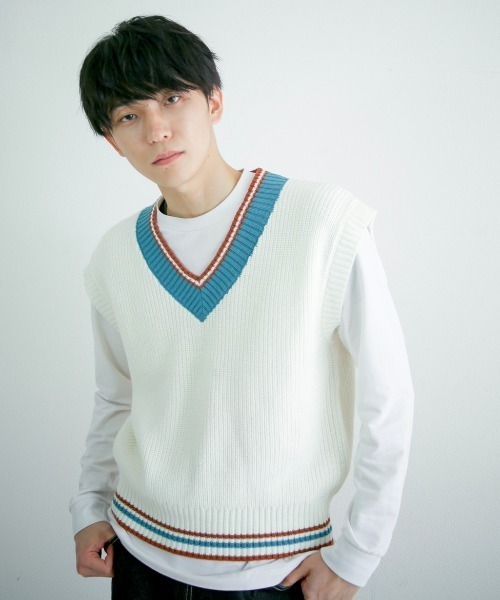 spoon store(スプーンストア)の「チルデンニットベスト(ベスト・レディース・グリーン/アイボリー・フリー)」の11枚目の写真