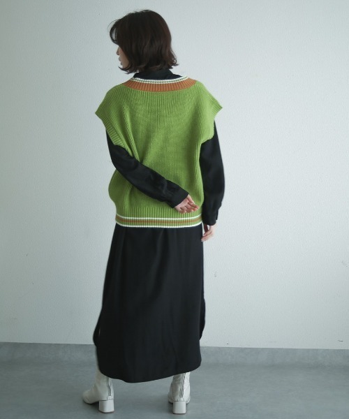 spoon store(スプーンストア)の「チルデンニットベスト(ベスト・レディース・グリーン/アイボリー・フリー)」の17枚目の写真