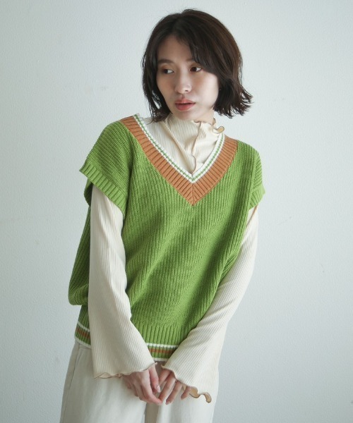 spoon store(スプーンストア)の「チルデンニットベスト(ベスト・レディース・グリーン/アイボリー・フリー)」の20枚目の写真