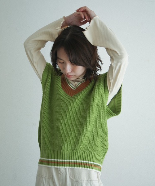 spoon store(スプーンストア)の「チルデンニットベスト(ベスト・レディース・グリーン/アイボリー・フリー)」の21枚目の写真