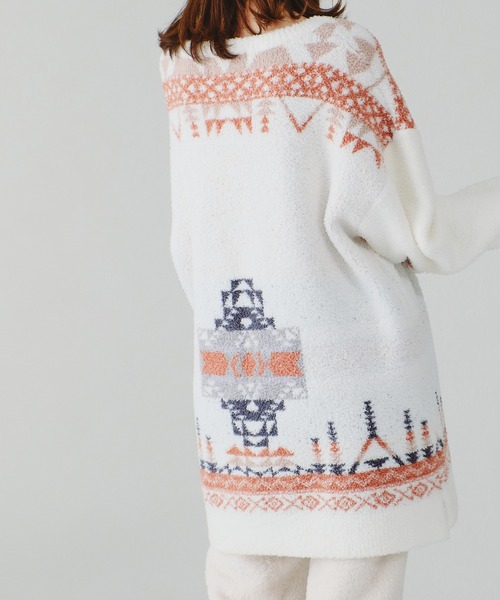 acro(アクロ)の「ジャガード柄チュニックプルオーバー/AC1266(ルームウェア/パジャマ・レディース・アイボリー・フリ-)」の6枚目の写真