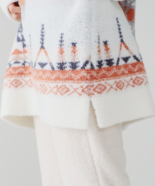acro(アクロ)の「ジャガード柄チュニックプルオーバー/AC1266(ルームウェア/パジャマ・レディース・アイボリー・フリ-)」の9枚目の写真