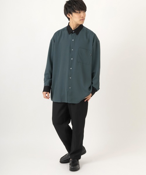 SlashDate（スラッシュデイト）の「ナチュラルストレッチクレリックシャツ/とろみシャツ/オーバーサイズシャツ（シャツ/ブラウス・メンズ・ホワイト/チャコールグレー/ブラック/ブルー/グリーン/グレイッシュベージュ・M/L）」の20枚目の写真