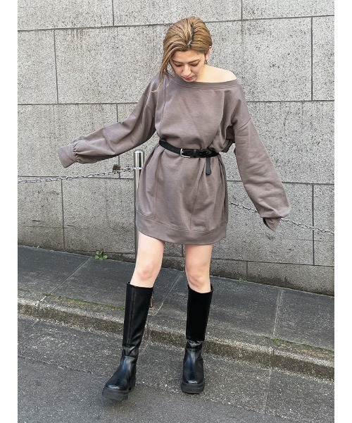 ENVYM（アンビー）の「オフショル裏毛ＯＰ（ワンピース・レディース・ホワイト/ブラック/ピンク・FREE）」の18枚目の写真