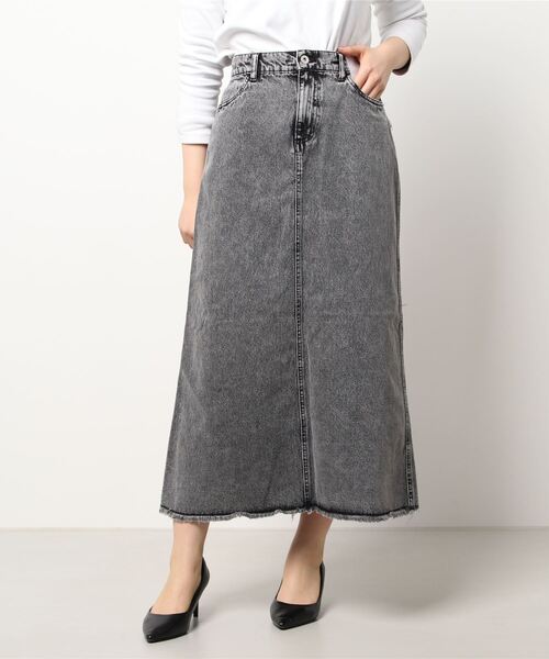 HONEYSUCKLE ROSE（ハニーサックルローズ）の「【HONEYSUCKLE ROSE】デニムセミフレアスカート（デニムスカート・レディース・ブラック・L/M）」の4枚目の写真