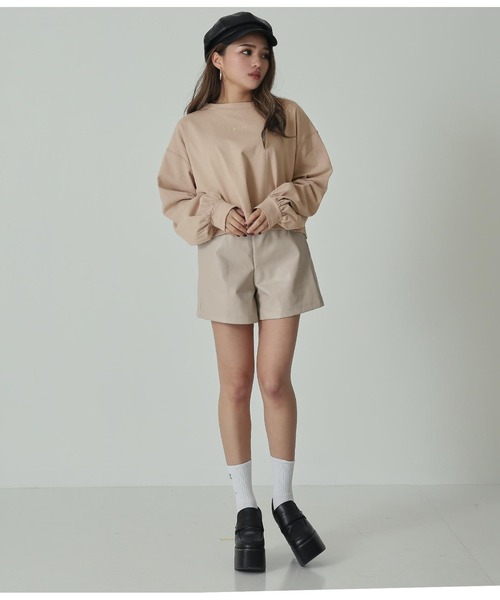 ANAP(アナップ)の「シンプル刺繍クロップドトップスカットソー(Tシャツ/カットソー・レディース・ベージュ/スミクロ/オフホワイト・FREE)」の4枚目の写真