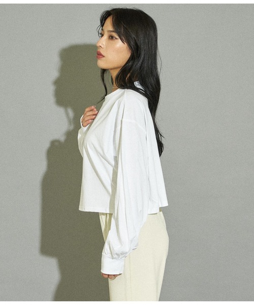 ANAP(アナップ)の「シンプル刺繍クロップドトップスカットソー(Tシャツ/カットソー・レディース・ベージュ/スミクロ/オフホワイト・FREE)」の15枚目の写真