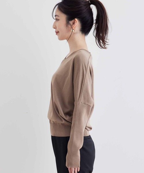 vis-`a-vis（ビサビ）の「【一部店舗限定】Vネックドルマンニットプルオーバー（ニット/セーター・レディース・ブラウン系その他3/サックスブルー/ピンク/イエロー・FREE）」の12枚目の写真