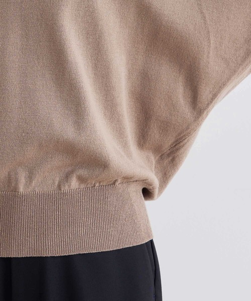 vis-`a-vis（ビサビ）の「【一部店舗限定】Vネックドルマンニットプルオーバー（ニット/セーター・レディース・ブラウン系その他3/サックスブルー/ピンク/イエロー・FREE）」の7枚目の写真