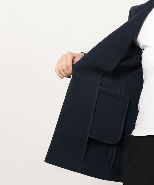 Banana Republic（バナナリパブリック）の「ノーカラー ブレザー（ノーカラージャケット・レディース・ネイビー・2/4/6/00/0）」の4枚目の写真