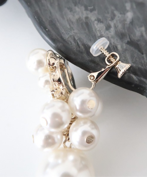 Placebo（プラシーボ）の「ミュゲ パールイヤリング（イヤリング・レディース・ベージュ・F）」の7枚目の写真