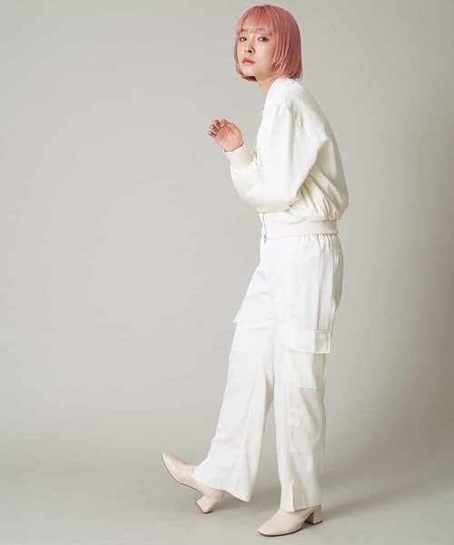 A de a.v.v（アードアー・ヴェ・ヴェ）の「［SET UP対応］サテンカーゴパンツ（カーゴパンツ・レディース・ライトピンク/グリーン/アイボリー・36/38）」の6枚目の写真