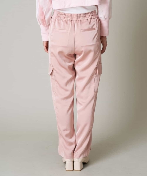 A de a.v.v（アードアー・ヴェ・ヴェ）の「［SET UP対応］サテンカーゴパンツ（カーゴパンツ・レディース・ライトピンク/グリーン/アイボリー・36/38）」の9枚目の写真