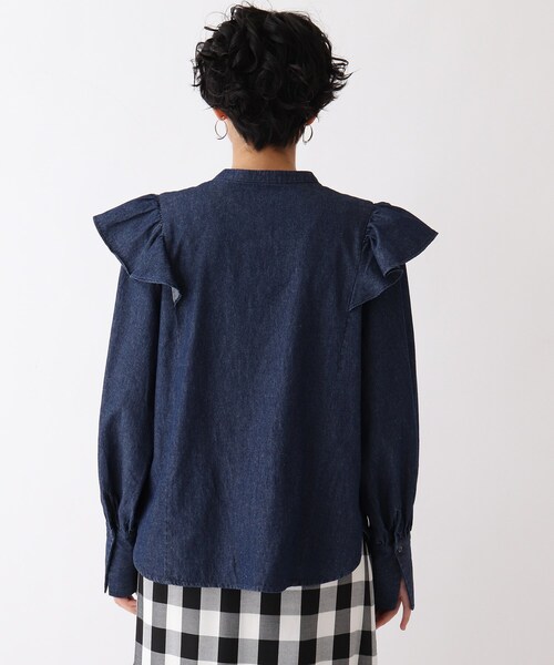 OPAQUE.CLIP（オペークドットクリップ）の「◆【C】ライトデニム フリルバンドカラーシャツ（シャツ/ブラウス・レディース・ダークネイビー/ブルー・34/36/38/40）」の5枚目の写真