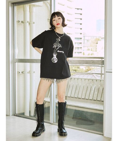 jouetie（ジュエティ）の「たなかみさき BIG Tシャツ【コラボ】（Tシャツ/カットソー・レディース・ブラック/オフホワイト/ピンク・MEDIUM）」の7枚目の写真