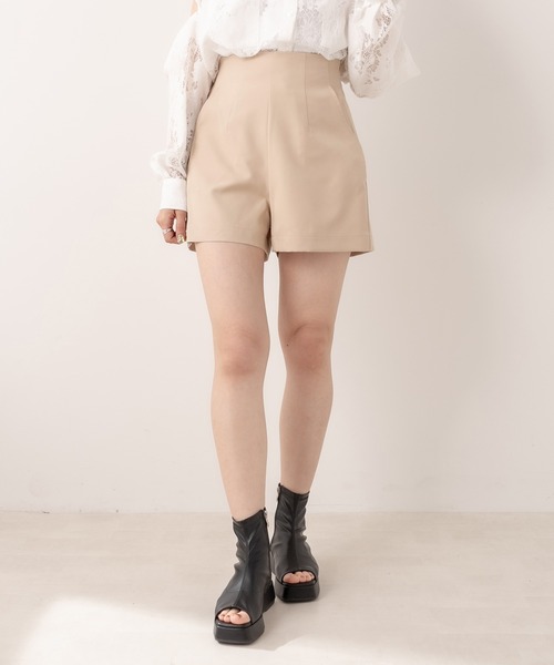 OLIVE des OLIVE（オリーブデオリーブ）の「すっきり美脚ショートパンツ（その他パンツ・レディース・ブラック/ベージュ/アイボリー・FREE）」の22枚目の写真