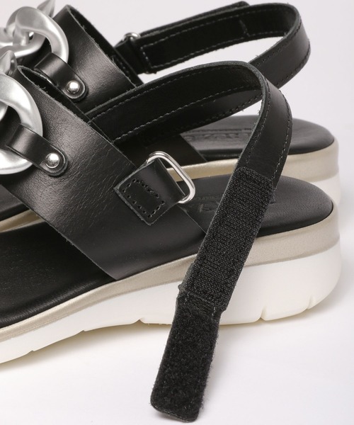 Mazell（マゼル）の「Mazell  / Sonia Cチェーンサンダル（サンダル・レディース・シルバー/ゴールド・LL/S/M/L）」の15枚目の写真