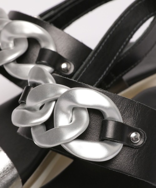 Mazell（マゼル）の「Mazell  / Sonia Cチェーンサンダル（サンダル・レディース・シルバー/ゴールド・LL/S/M/L）」の17枚目の写真