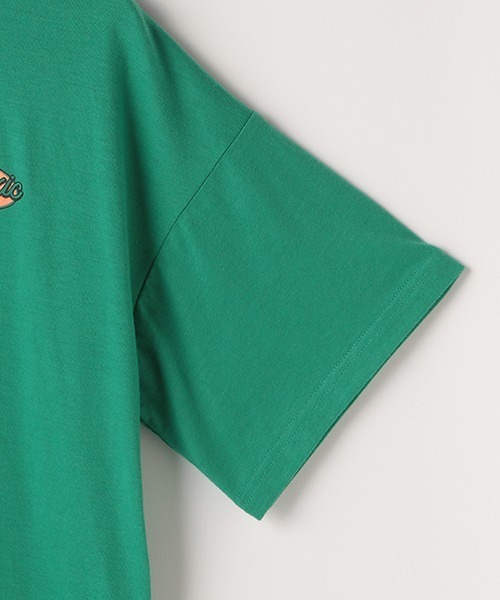 LOVETOXIC(ラブトキシック)の「バックプリントTシャツ(Tシャツ/カットソー・キッズ・グリーン/ブラック/イエロー/オフホワイト・L/SS/M/S)」の11枚目の写真