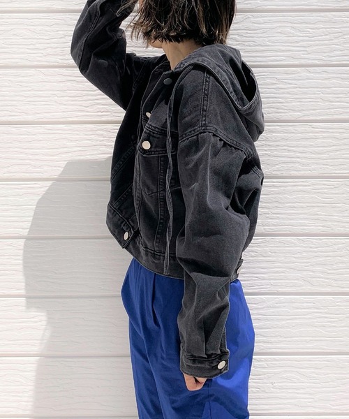 Q（キュー）の「フーディージャケット（ブルゾン・レディース・アイボリー/ブラック・MEDIUM）」の13枚目の写真