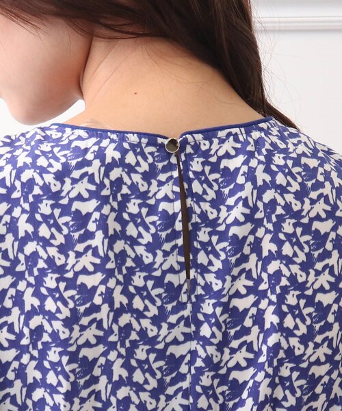 DRESKIP(ドレスキップ)の「◆ジオメトリック柄ピンタックワンピース(ワンピース・レディース・ブルー系5/ベージュ系/ブラック系・04/03/02)」の8枚目の写真