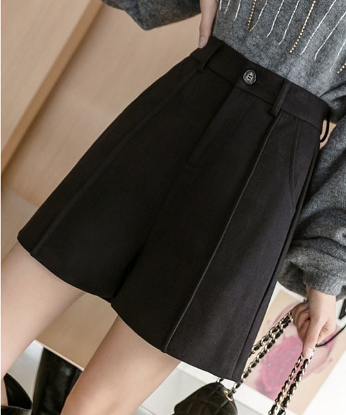 gossip！ロサンゼルス（ゴシップロサンゼルス）の「センタープレスワイド ピーチ起毛ショートパンツ（その他パンツ・レディース・ブラック/ベージュ・S/M/L）」の17枚目の写真