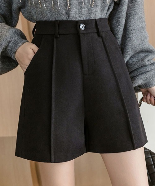 gossip！ロサンゼルス（ゴシップロサンゼルス）の「センタープレスワイド ピーチ起毛ショートパンツ（その他パンツ・レディース・ブラック/ベージュ・S/M/L）」の20枚目の写真