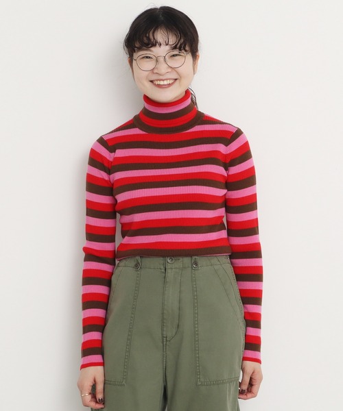 CHILD WOMAN(チャイルドウーマン)の「VICTORIA ボーダー細リブタートル(ニット/セーター・レディース・グリーン/ブラック/イエロー/レッド・FREE)」の4枚目の写真