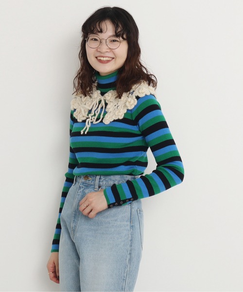 CHILD WOMAN(チャイルドウーマン)の「VICTORIA ボーダー細リブタートル(ニット/セーター・レディース・グリーン/ブラック/イエロー/レッド・FREE)」の3枚目の写真