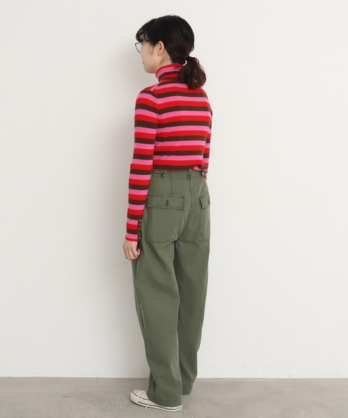 CHILD WOMAN(チャイルドウーマン)の「VICTORIA ボーダー細リブタートル(ニット/セーター・レディース・グリーン/ブラック/イエロー/レッド・FREE)」の14枚目の写真