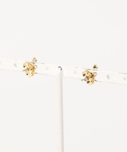 Vivienne Westwood（ヴィヴィアンウエストウッド）の「62010015/FARAH EARRINGS-SMV（ピアス（両耳用）・レディース・シルバー/ブラック/ゴールド/ピンク・FREE）」の5枚目の写真