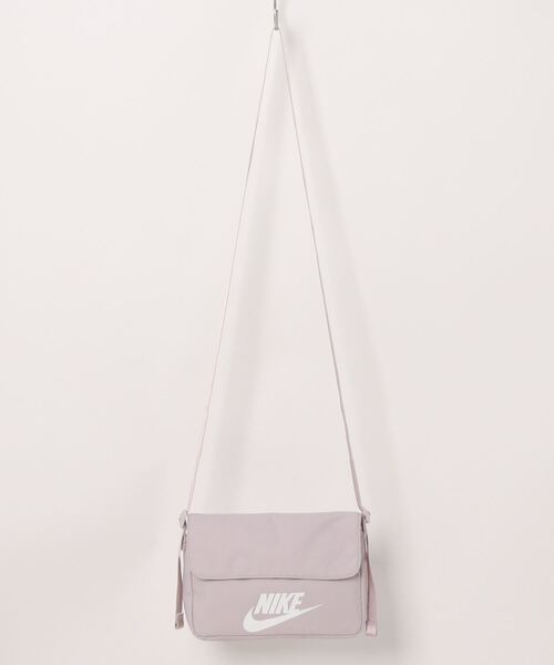 NIKE（ナイキ）の「《NIKEアパレル》ﾅｲｷ ｳｨﾒﾝｽﾞ NSW ﾚﾍﾞﾙ ｸﾛｽﾎﾞﾃﾞｨ（ボディバッグ/ウエストポーチ・レディース・ブラック×ホワイト/ライトピンク/ピンク系その他/ピンク/グリーン系その他/パープル系その他/ブラウン系/ライトブルー/ブラウン/グリーン系その他2・フリー）」の7枚目の写真