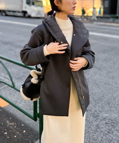 NOLLEY’S（ノーリーズ）の「◇【WEB限定】ダンボール×キルティング フードブルゾン（ブルゾン・レディース・ブラック/チャコールグレー/ベージュ・FREE）」の3枚目の写真