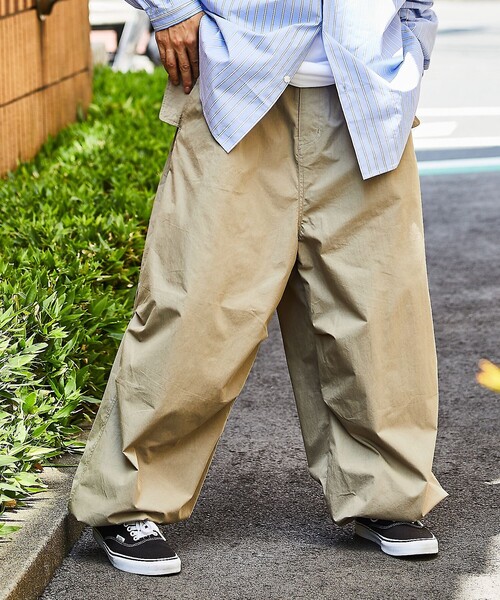 FREAK'S STORE（フリークスストア）の「WEB限定 ルーズシルエット スノーパンツ/ミリタリーパンツ（カーゴパンツ・メンズ・ブラック/ベージュ/オフホワイト/オリーブ・SMALL/MEDIUM/LARGE）」の22枚目の写真