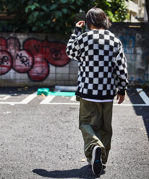 FREAK'S STORE（フリークスストア）の「WEB限定 ルーズシルエット スノーパンツ/ミリタリーパンツ（カーゴパンツ・メンズ・ブラック/ベージュ/オフホワイト/オリーブ・SMALL/MEDIUM/LARGE）」の7枚目の写真