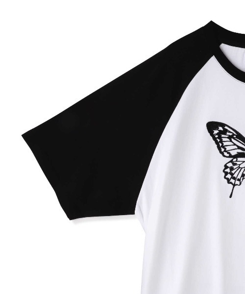 Chica（チカ）の「Chica/チカ/バタフライプリントTシャツ（Tシャツ/カットソー・レディース・ホワイト/ブラック・1/2）」の18枚目の写真