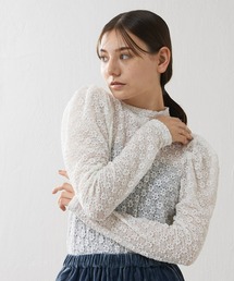 フラワーシャーリングパフブラウス