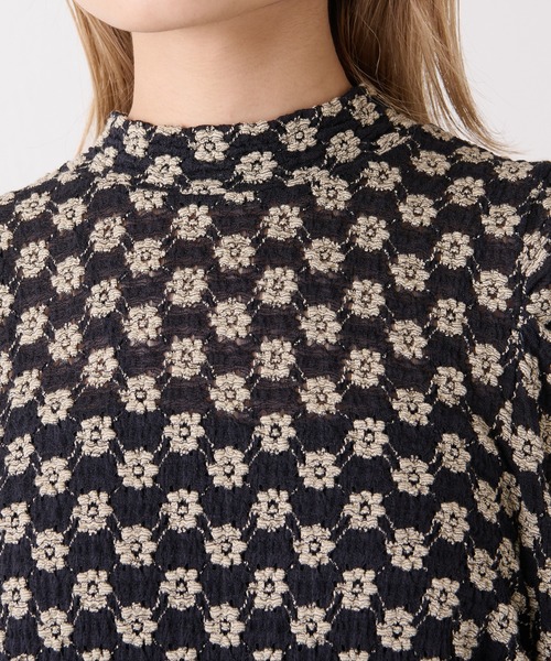 Lui's（ルイス）の「フラワーシャーリングパフブラウス（シャツ/ブラウス・レディース・ベージュ/ブラック/オフホワイト・FREE）」の22枚目の写真