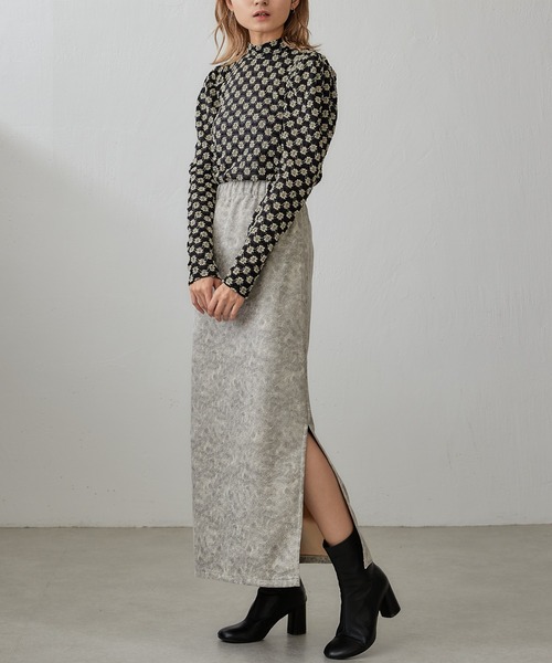 Lui's（ルイス）の「フラワーシャーリングパフブラウス（シャツ/ブラウス・レディース・ベージュ/ブラック/オフホワイト・FREE）」の15枚目の写真