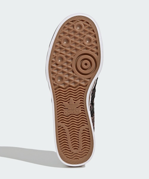 adidas（アディダス）の「ニッツァ プラットフォーム / Nizza Platform / 厚底スニーカー / アディダスオリジナルス（スニーカー・レディース・ブラック・22.5cm/23.0cm/24.0cm/25.0cm/23.5cm/24.5cm/25.5cm/26.0cm/22.0cm）」の8枚目の写真