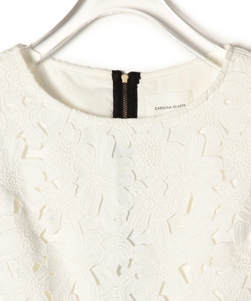 CAROLINA GLASER（カロリナ グレイサー）の「CAROLINA GLASER / レースショート トップス（その他トップス・レディース・ブラック/クリーム・ONE SIZE）」の12枚目の写真