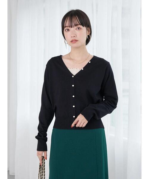 earth music&ecology(アースミュージックアンドエコロジー)の「ハイゲージ多釦カーディガン(カーディガン/ボレロ・レディース・ブラック/ブラウン/グリーン/アイボリー/ピンク系その他2・S/M)」の6枚目の写真