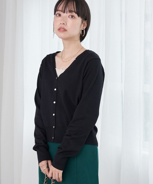 earth music&ecology(アースミュージックアンドエコロジー)の「ハイゲージ多釦カーディガン(カーディガン/ボレロ・レディース・ブラック/ブラウン/グリーン/アイボリー/ピンク系その他2・S/M)」の3枚目の写真